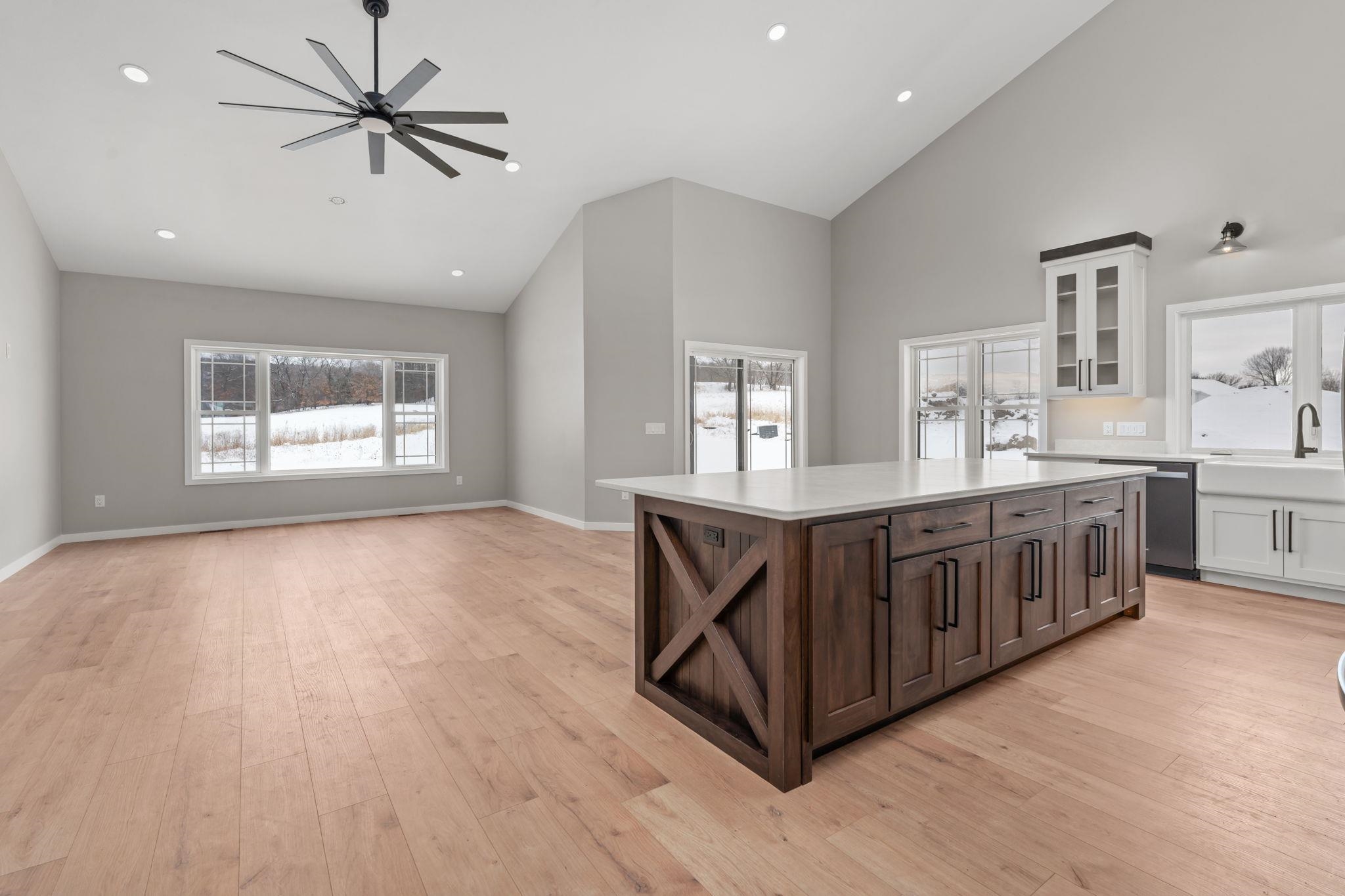 925 Hay Creek Trail Reedsburg, WI 53959 - Photo 7 of 48