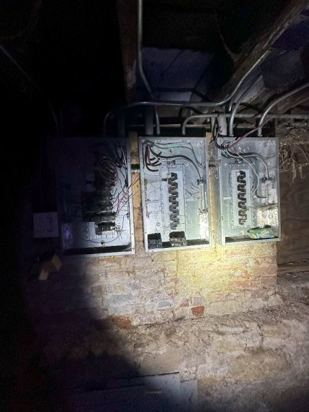 7119 South Emerald Avenue Chicago, IL 60621 - Photo 32 of 50 a view of empty room