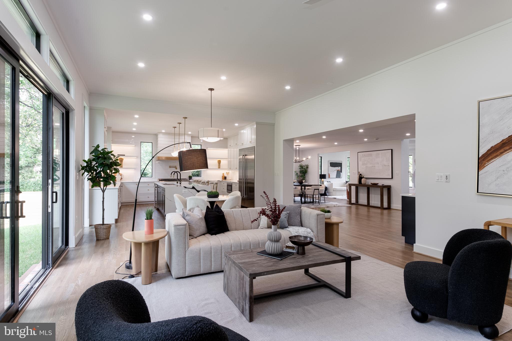 2664 Marcey Road Arlington, VA 22207 - Photo 13 of 62