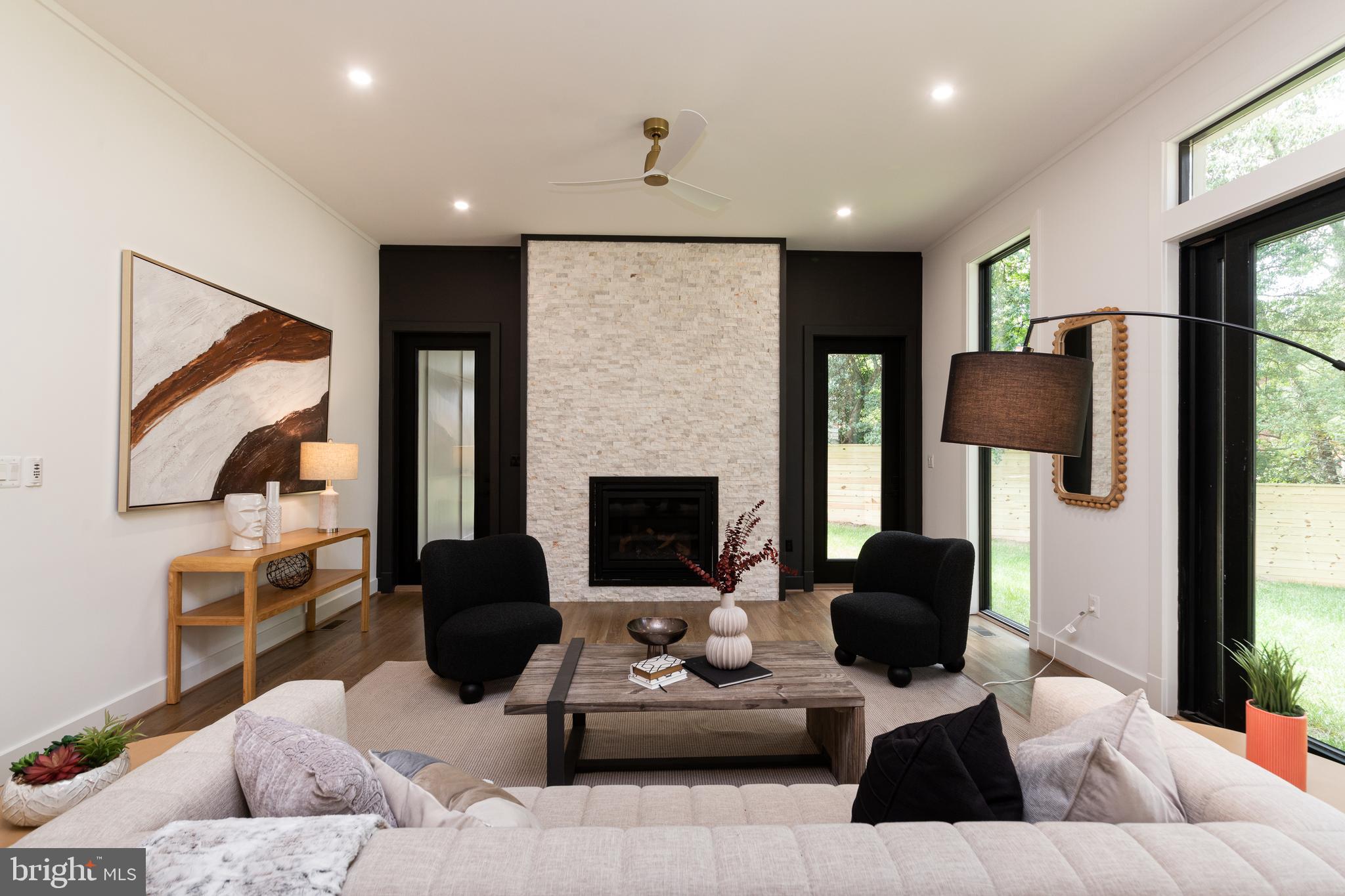 2664 Marcey Road Arlington, VA 22207 - Photo 16 of 62