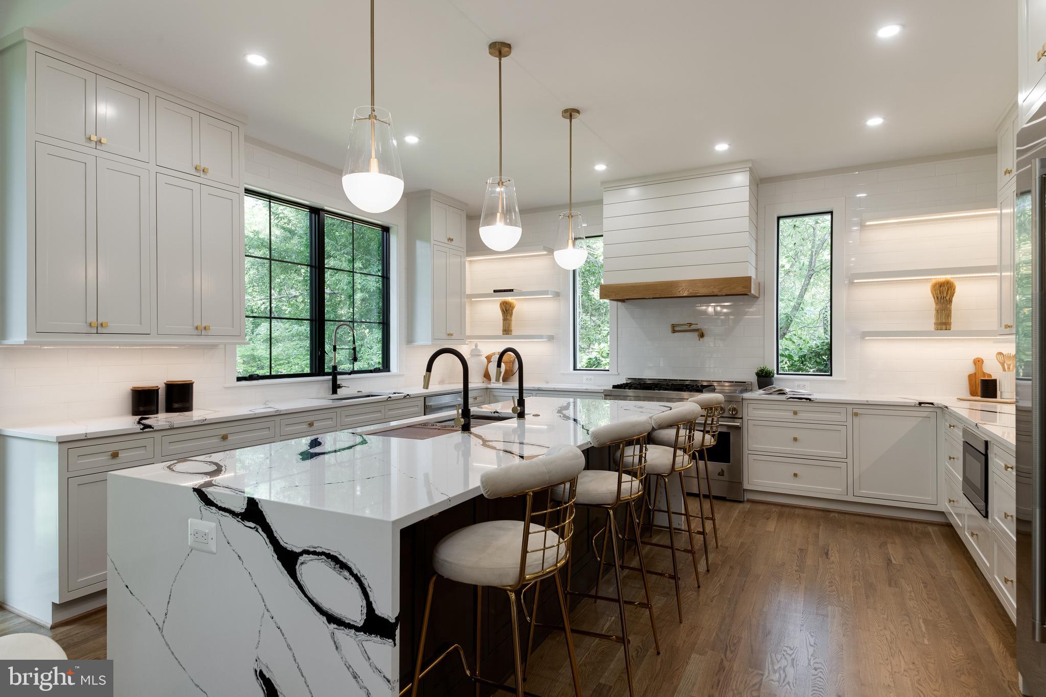 2664 Marcey Road Arlington, VA 22207 - Photo 19 of 62