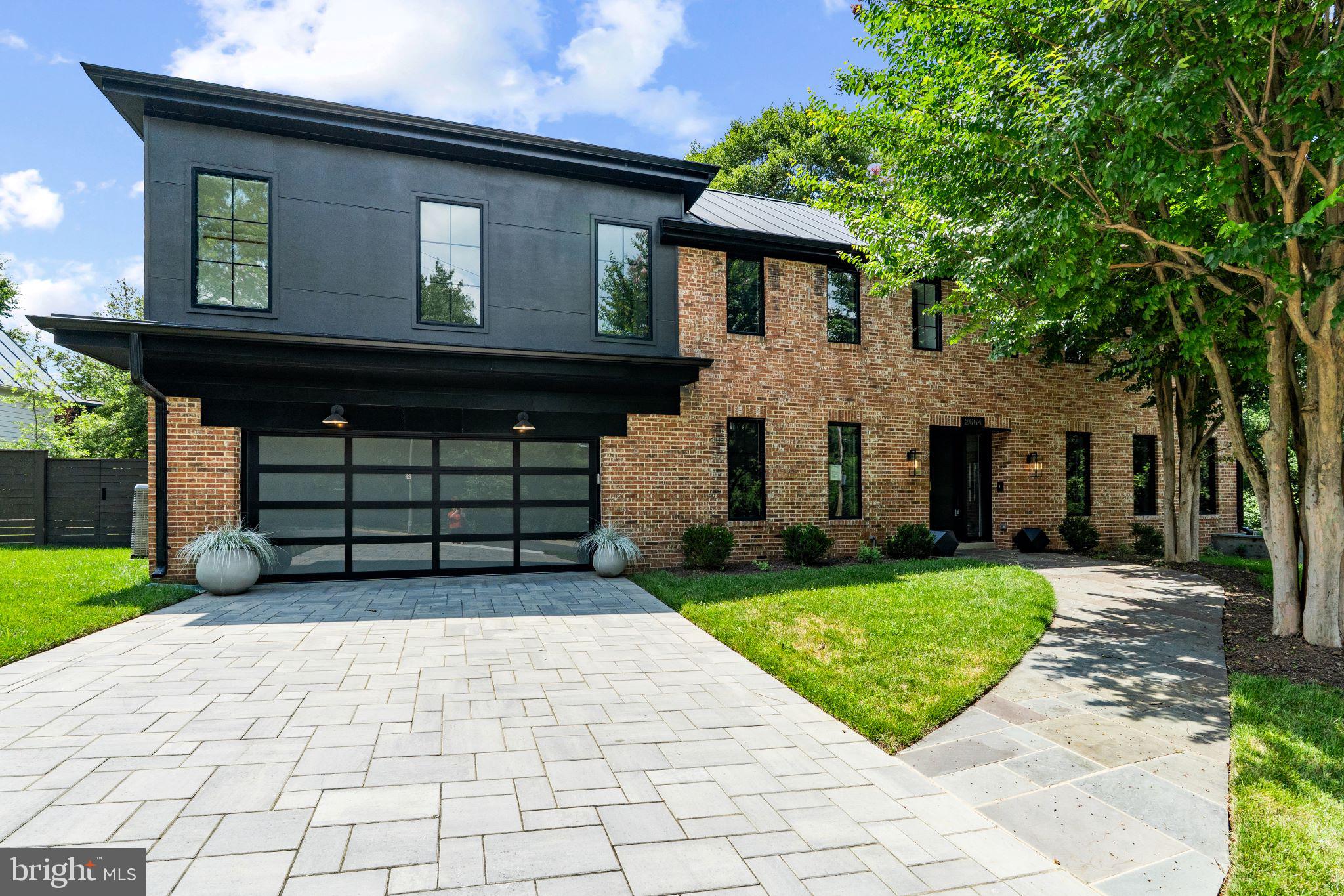 2664 Marcey Road Arlington, VA 22207 - Photo 3 of 62