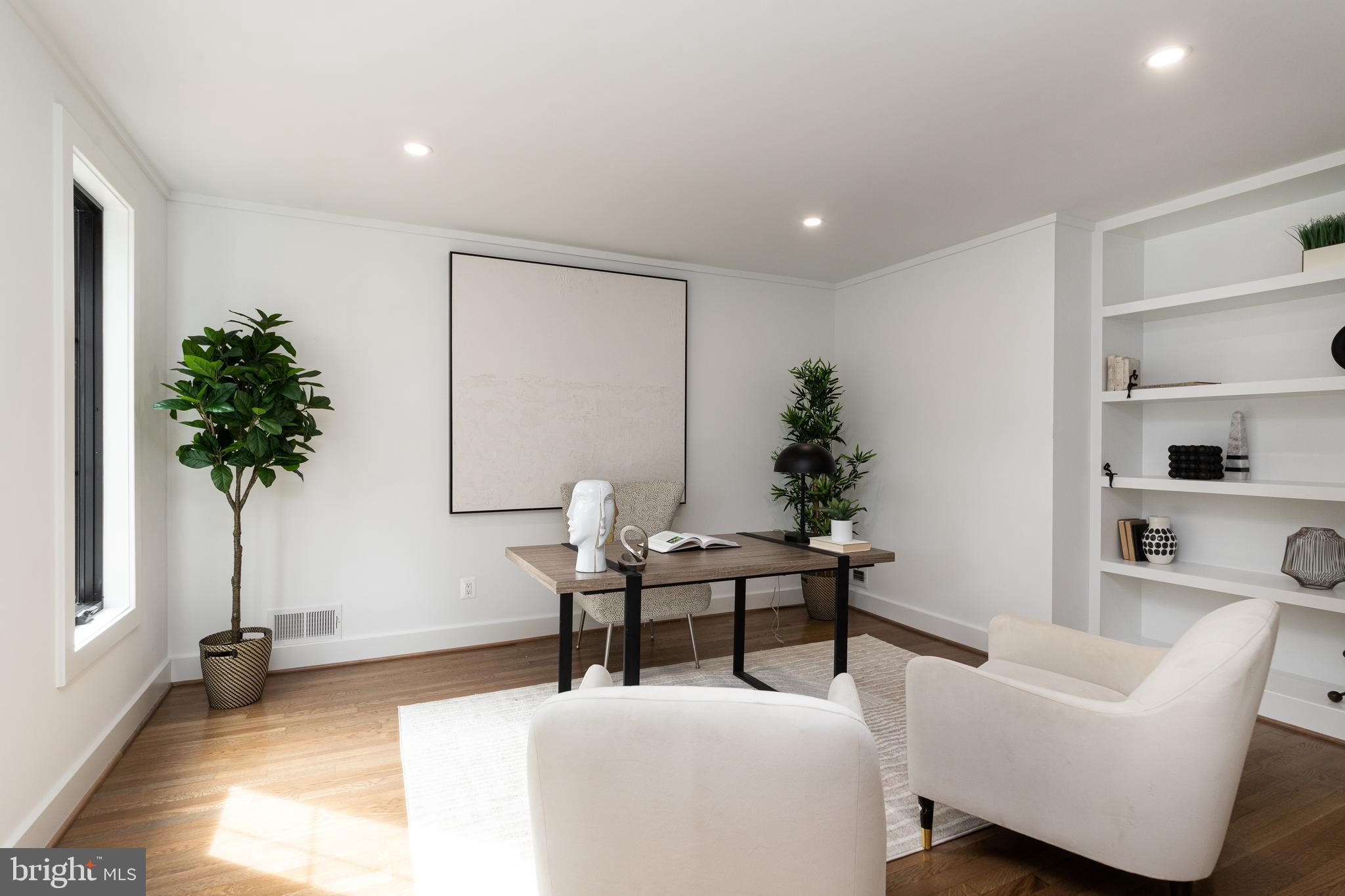 2664 Marcey Road Arlington, VA 22207 - Photo 7 of 62