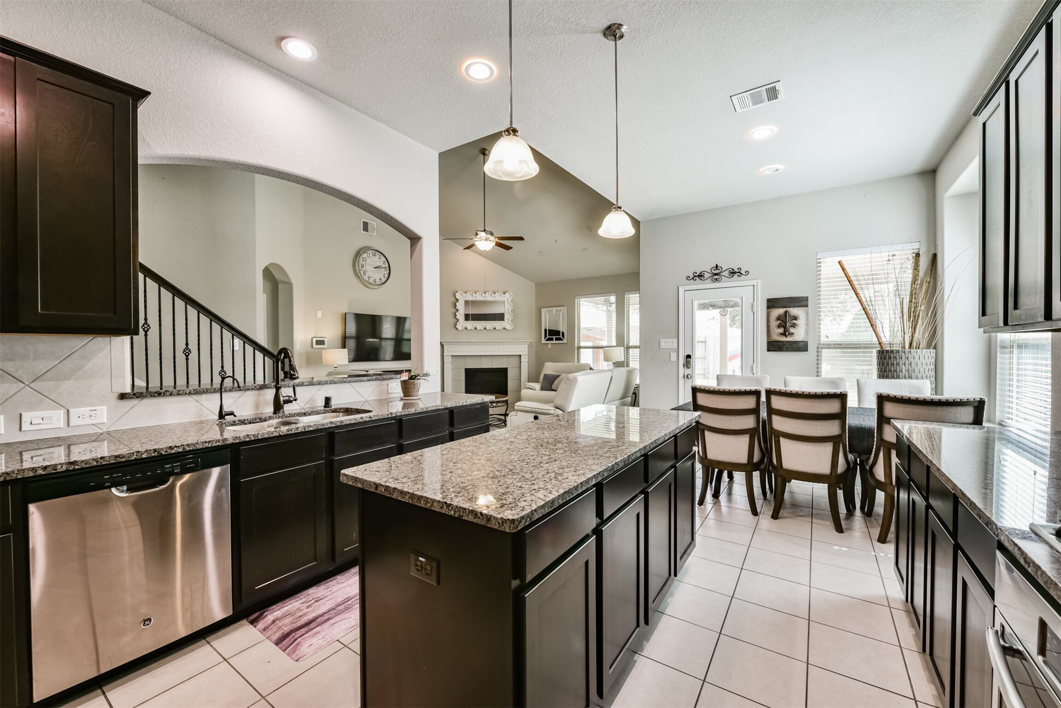 4827 Oak Rambling Drive Katy, TX 77494 - Photo 18 of 45