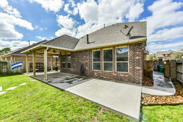 $455,000 | 4827 Oak Rambling Drive, Katy, TX 77494