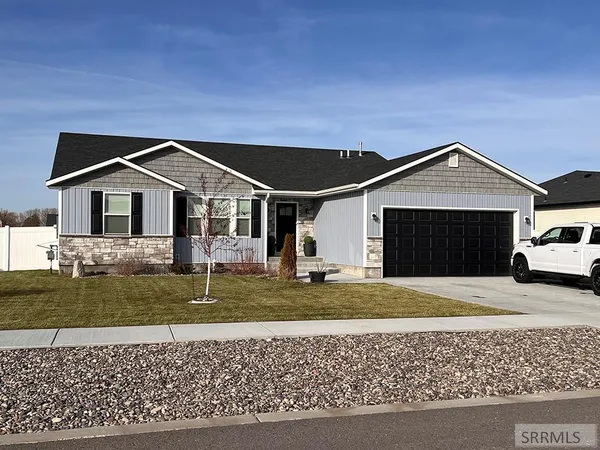 $450,000 | 2215 Cooper's Way, Blackfoot, ID 83221