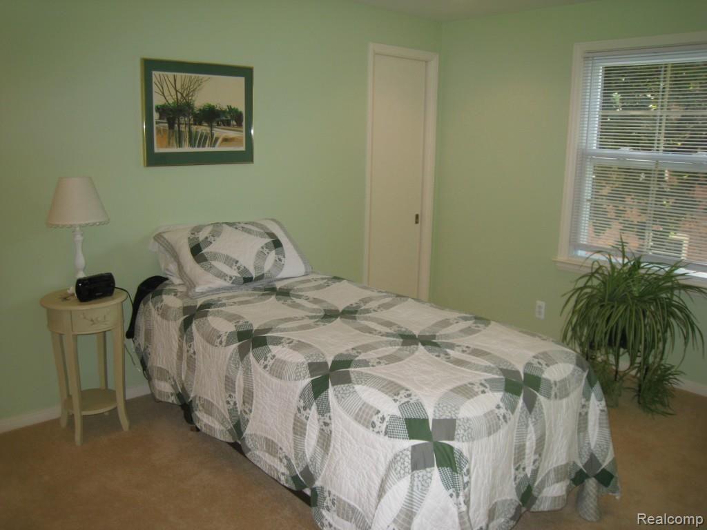 1032 Yorkshire Road Grosse Pointe, MI 48230 - Photo 12 of 21 Bedroom