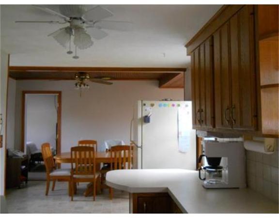 75 Westbrook Drive Springfield, MA 01129 - Photo 4 of 14