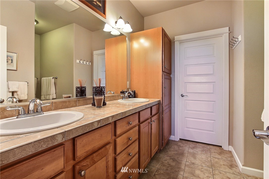3050 Ridge View Place DuPont, WA 98327 - Photo 13 of 18 Gallery Image 13