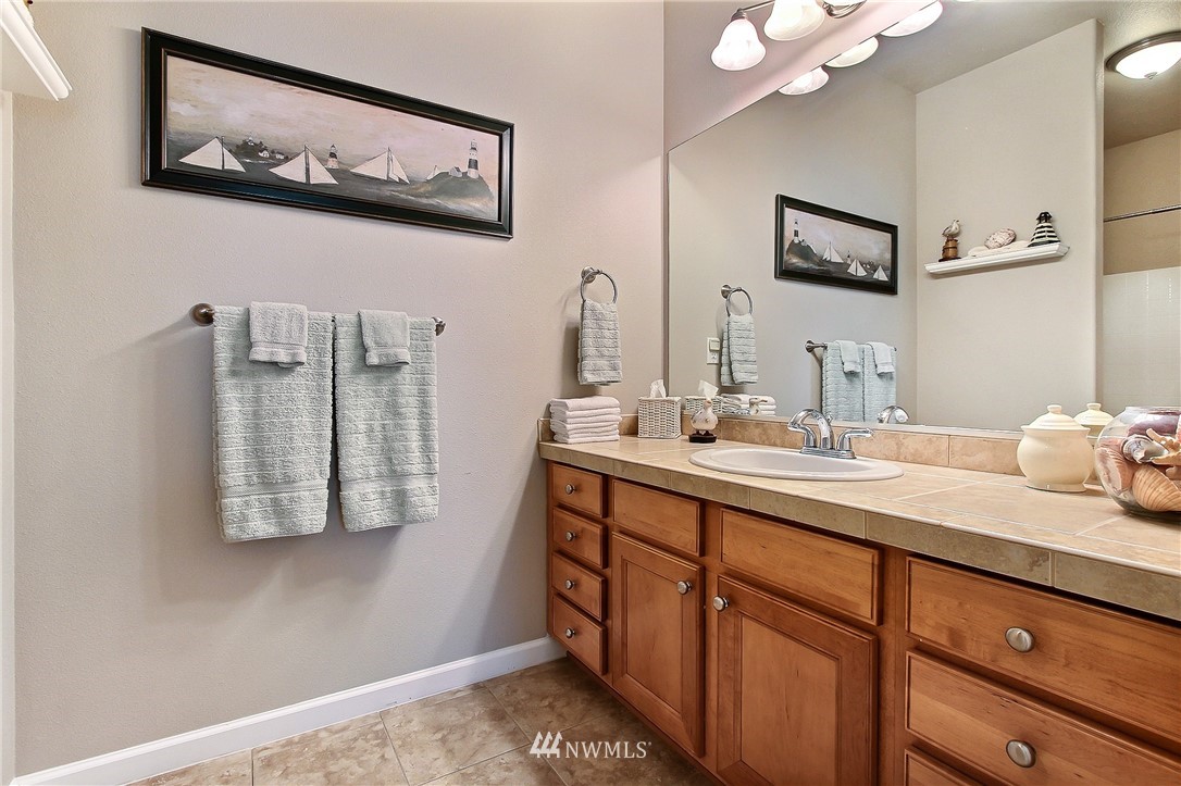 3050 Ridge View Place DuPont, WA 98327 - Photo 16 of 18 Gallery Image 16