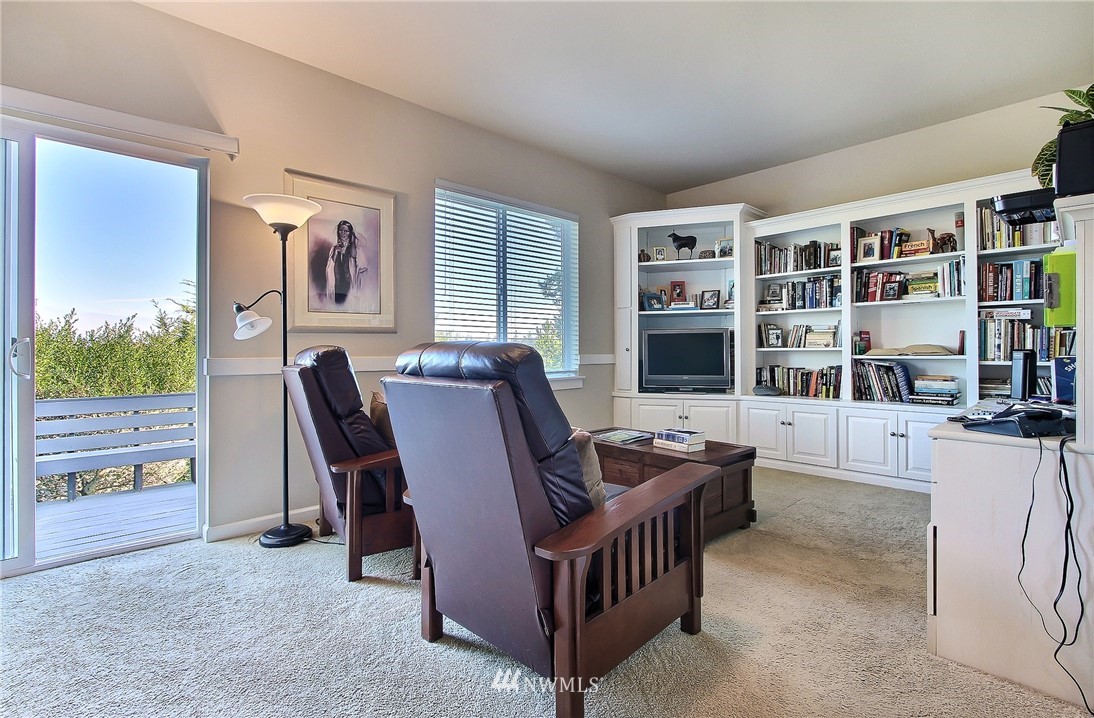 3050 Ridge View Place DuPont, WA 98327 - Photo 18 of 18 Gallery Image 18