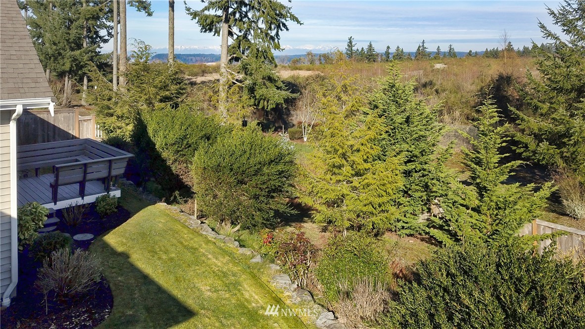 3050 Ridge View Place DuPont, WA 98327 - Photo 3 of 18 Gallery Image 3