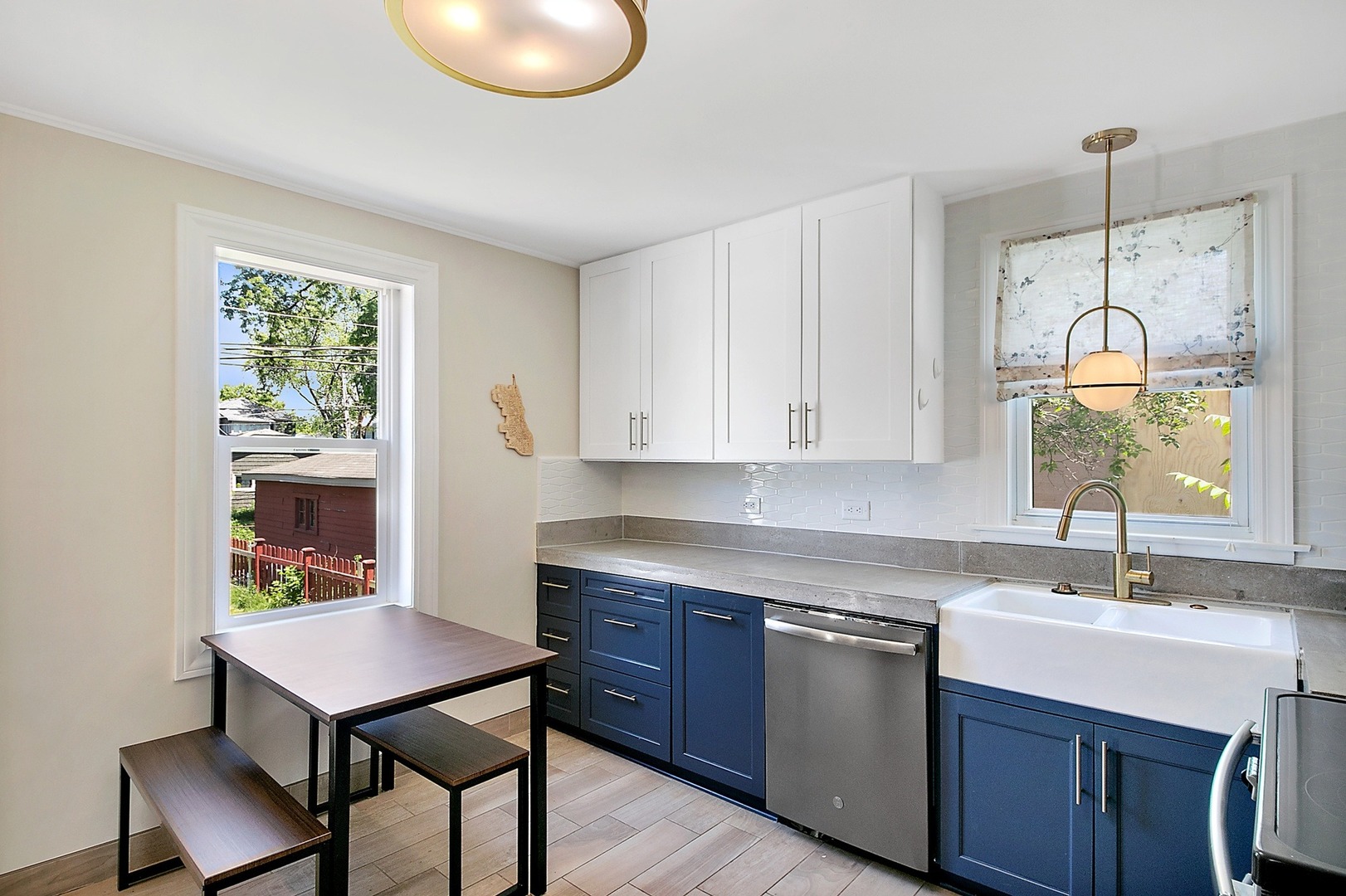 292 East Burlington Street Riverside, IL 60546 - Photo 4 of 17