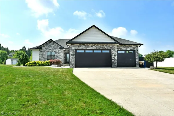 $559,000 | 4885 Tree Line Trail, New Middletown, OH 44442