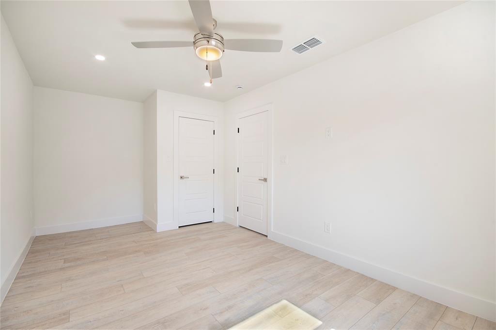 2017 Village Way Dallas, TX 75216 - Photo 14 of 25