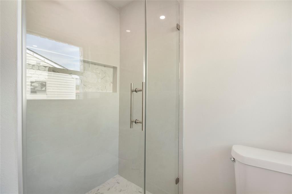 2017 Village Way Dallas, TX 75216 - Photo 17 of 25