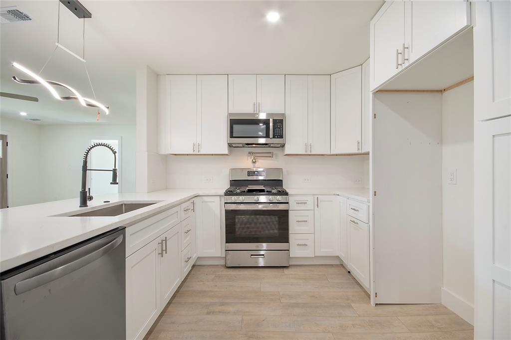 2017 Village Way Dallas, TX 75216 - Photo 7 of 25