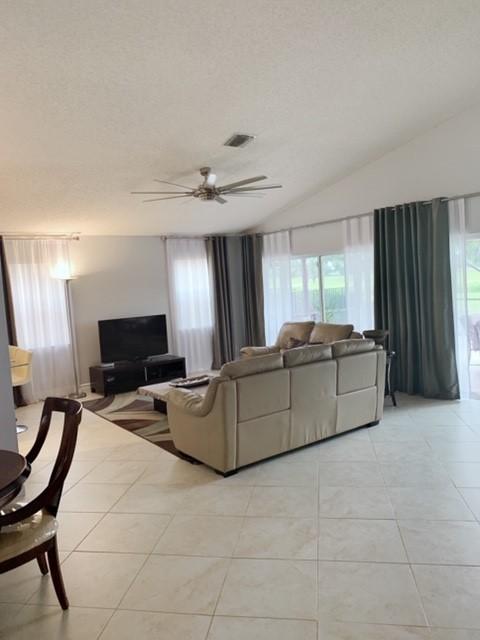 8080 Nadmar Avenue Boca Raton, FL 33434 - Photo 16 of 44 Pic - Family Room 1