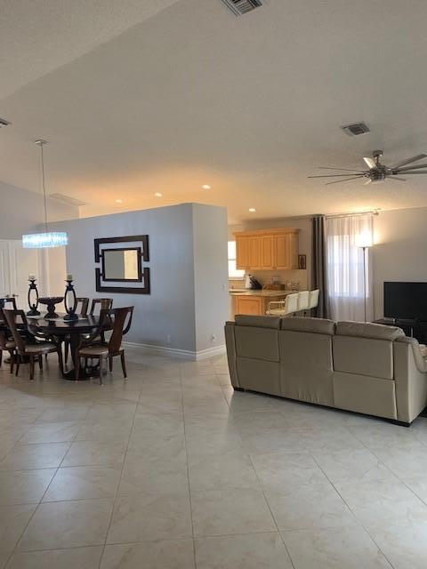 8080 Nadmar Avenue Boca Raton, FL 33434 - Photo 18 of 44 Pic - Family Room 3