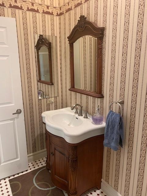 8080 Nadmar Avenue Boca Raton, FL 33434 - Photo 35 of 44 Pic - Guest Bathroom 2