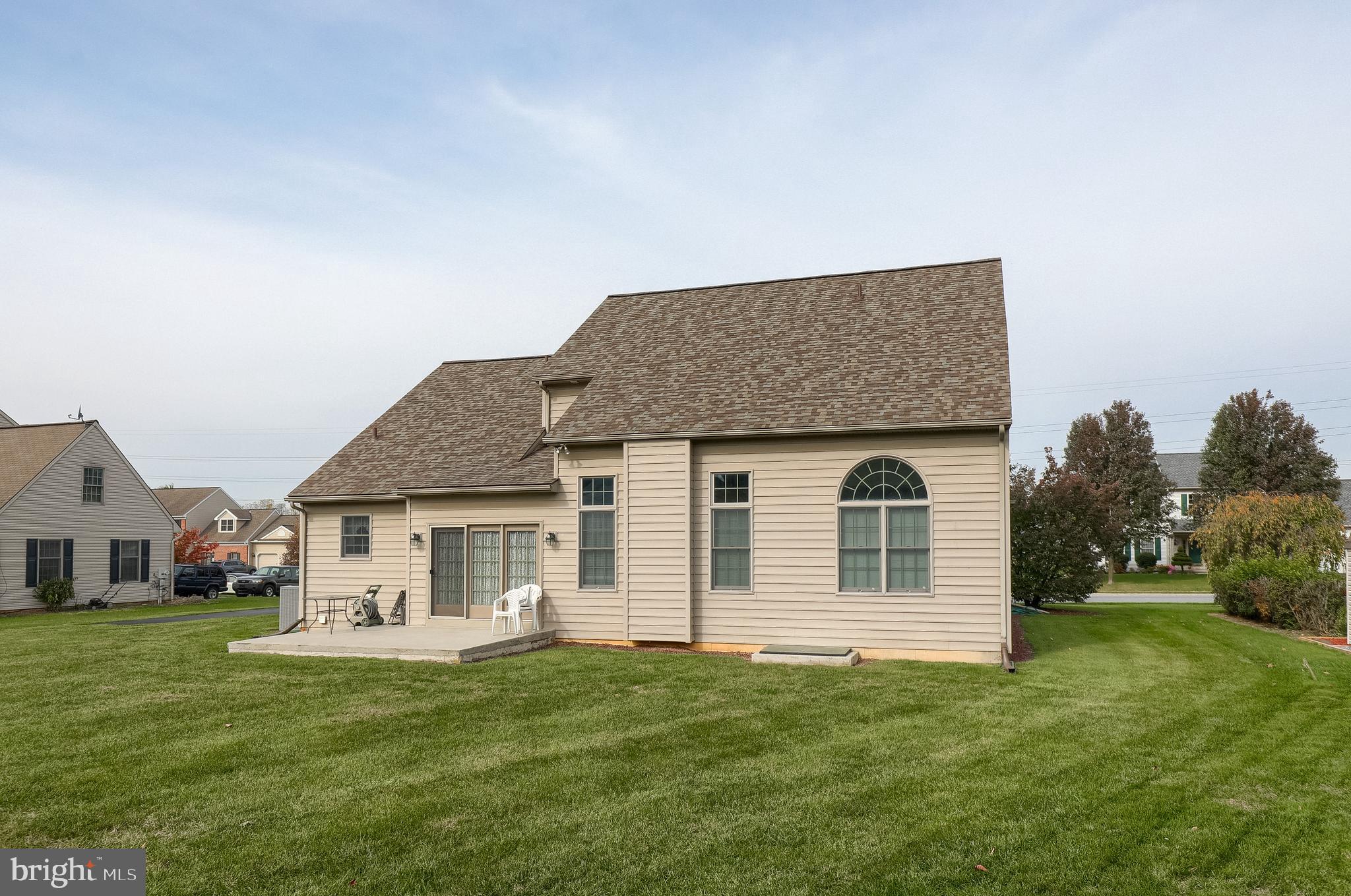 430 Wagonwheel Road Lititz, PA 17543 - Photo 50 of 51 a front view of a house with a garden