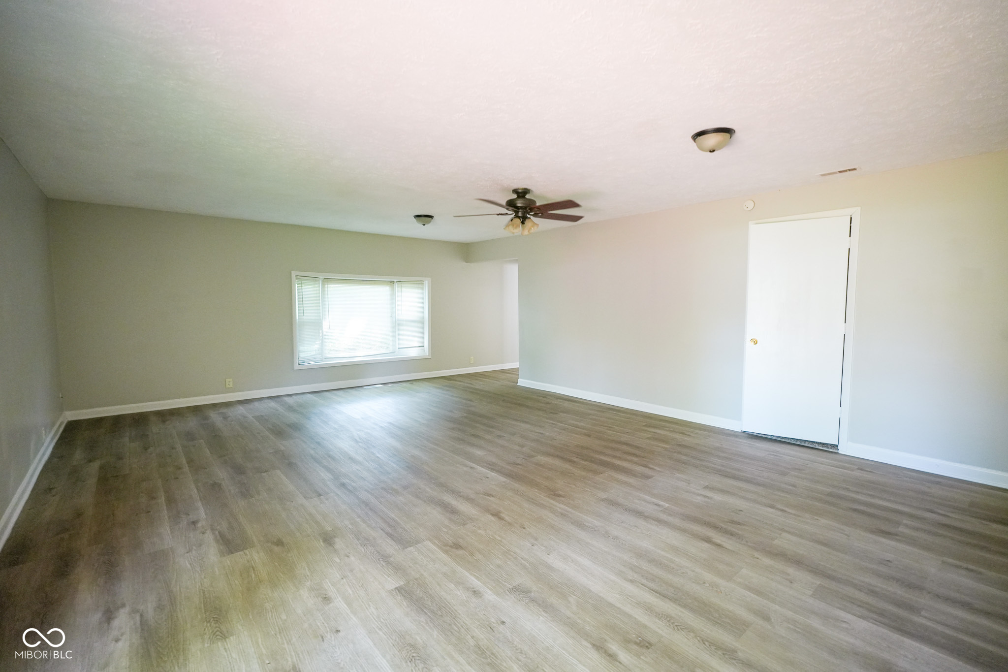 6309 Ratliff Road Indianapolis, IN 46113 - Photo 8 of 20 Gallery Image 8