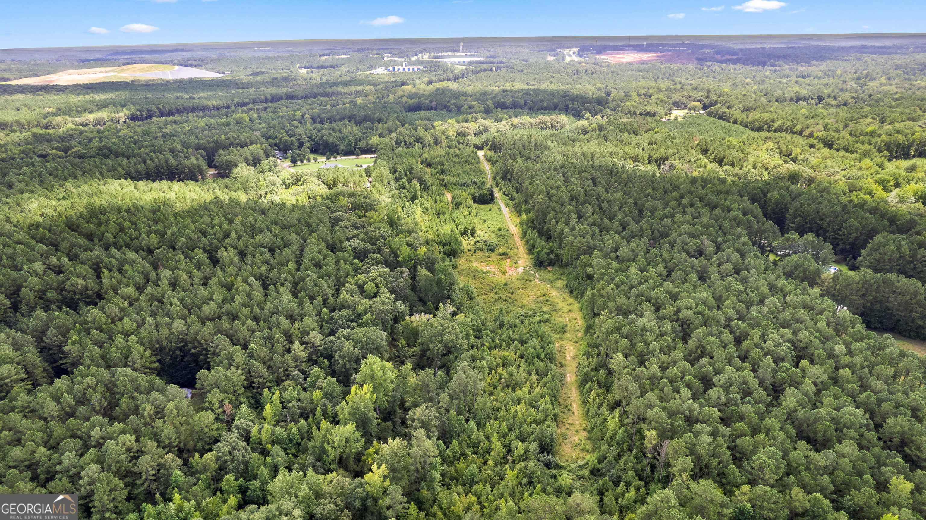 2860 Sewell Road Grantville, GA 30220 - Photo 8 of 12 a view of a city with an outdoor space