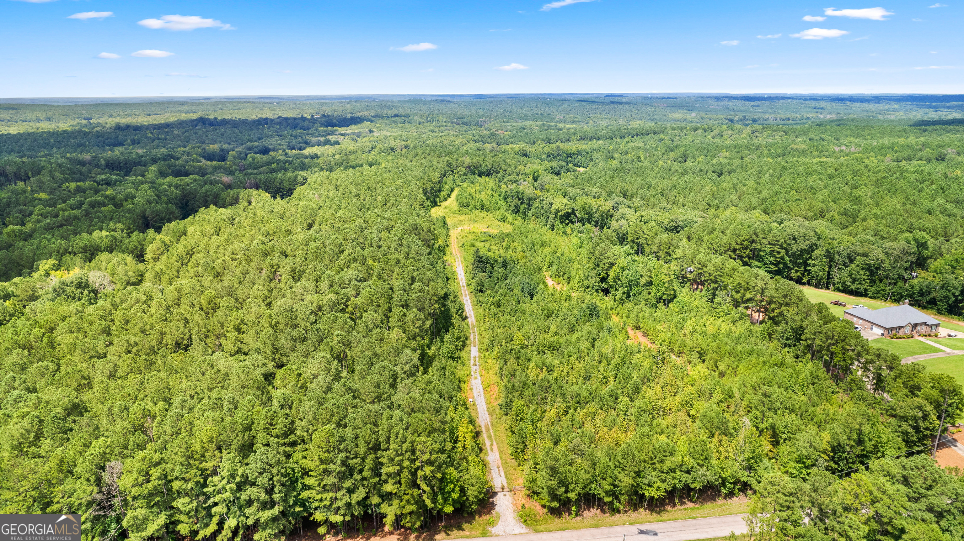 2860 Sewell Road Grantville, GA 30220 - Photo 9 of 12 a view of a yard