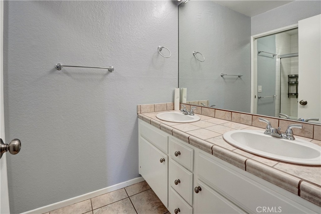 20155 Keswick Street, Unit 209 Winnetka, CA 91306 - Photo 18 of 33