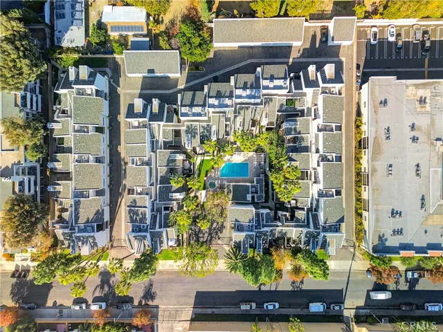 $499,000 | 20155 Keswick Street, Unit 209, Winnetka, CA 91306