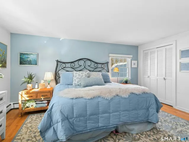 $1,995,000 | 6 Richmond Road, Norwalk, CT 06853