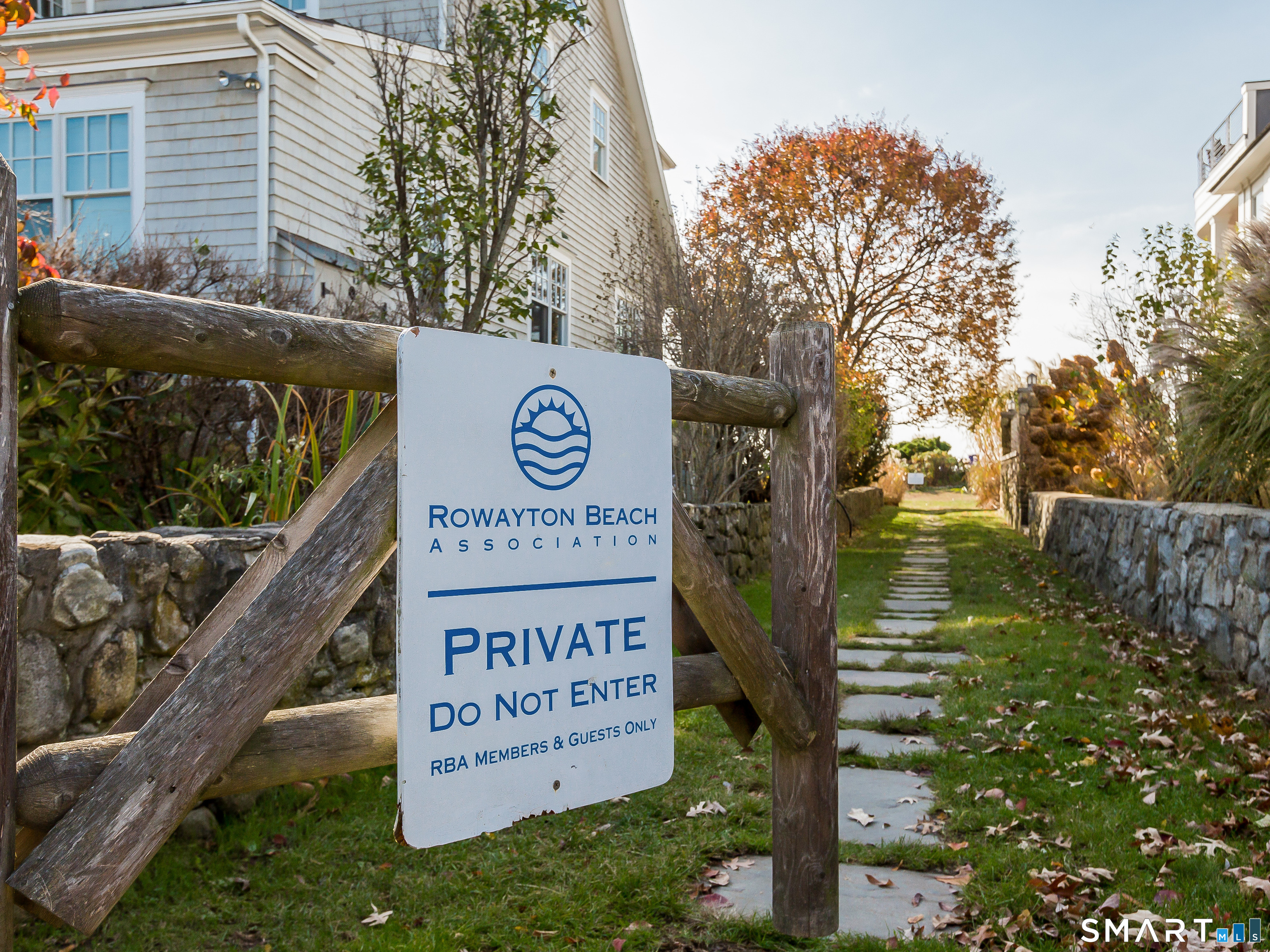 6 Richmond Road Norwalk, CT 06853 - Photo 25 of 30 THE ACCESS TO THE RBA BEACH