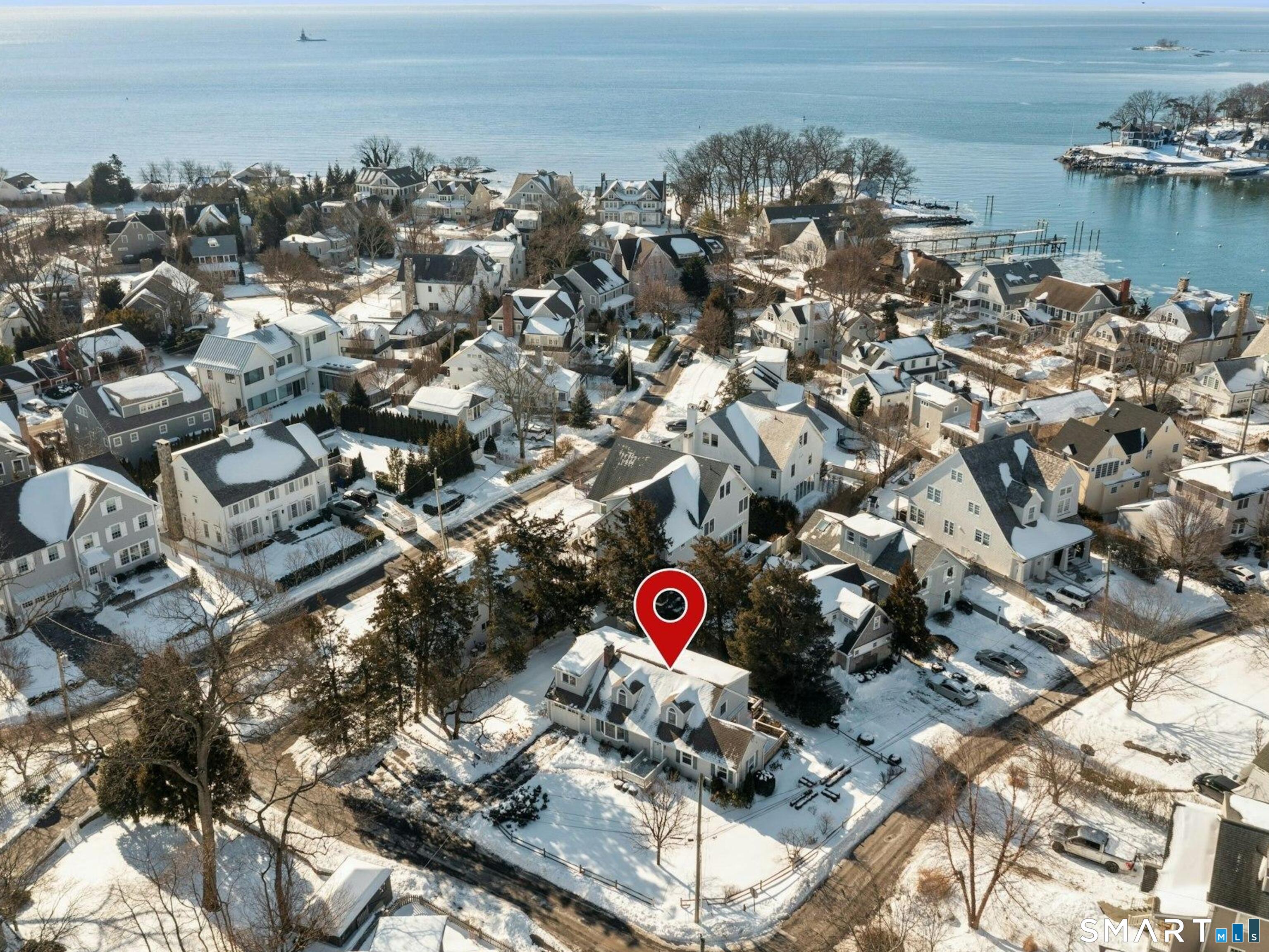 6 Richmond Road Norwalk, CT 06853 - Photo 3 of 30