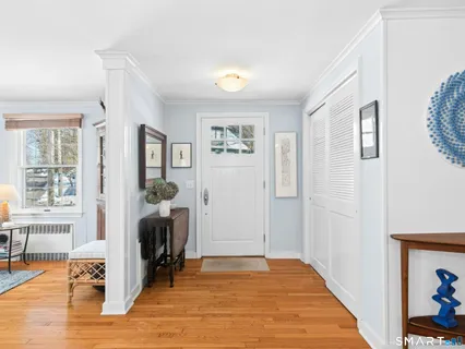 $1,995,000 | 6 Richmond Road, Norwalk, CT 06853