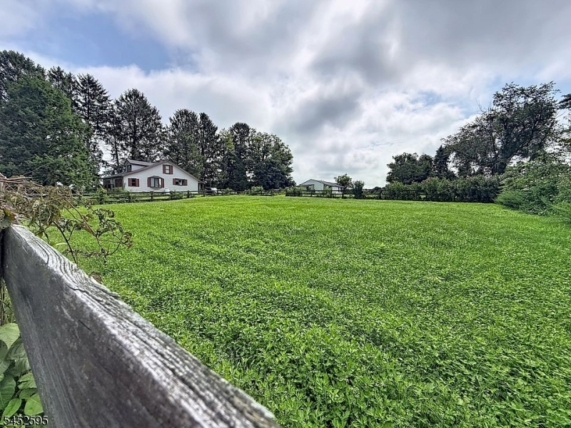 28 Wolfs Corner Road Newton, NJ 07860 - Photo 4 of 6 Gallery Image 4