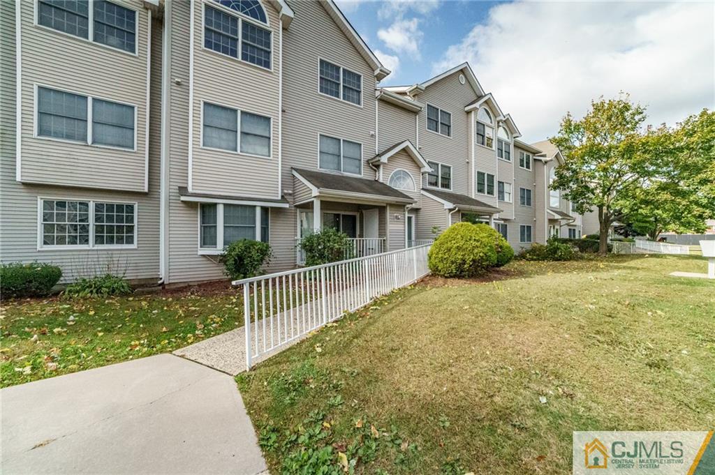 534 Edpas Road, Unit 534 New Brunswick, NJ 08901 - Photo 2 of 26