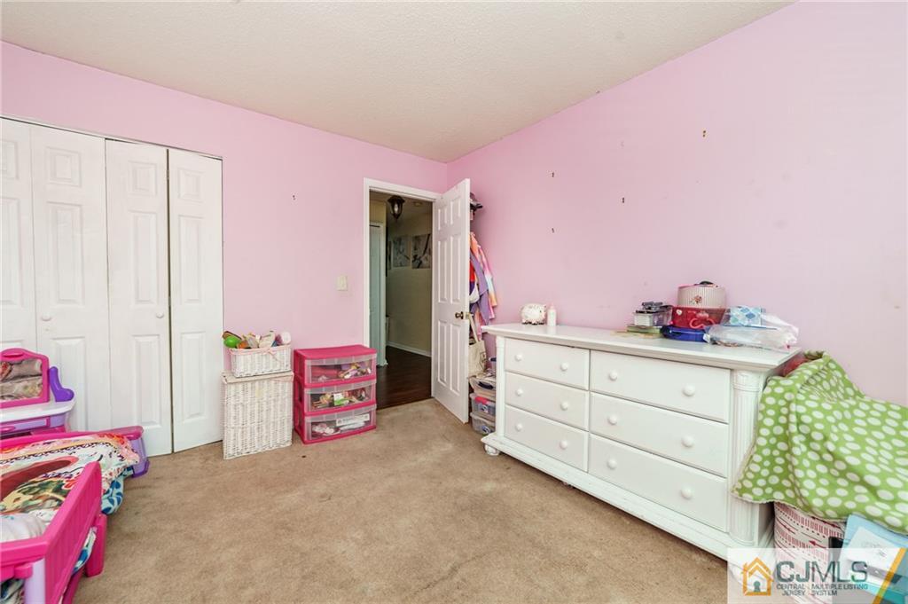 534 Edpas Road, Unit 534 New Brunswick, NJ 08901 - Photo 15 of 26