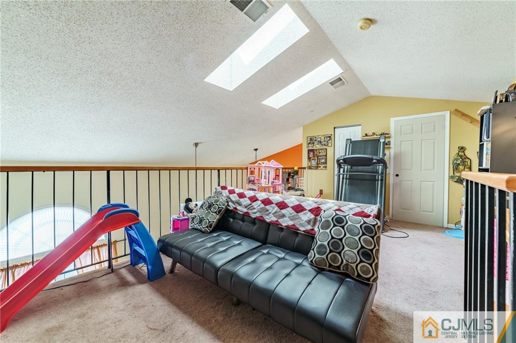 534 Edpas Road, Unit 534 New Brunswick, NJ 08901 - Photo 23 of 26