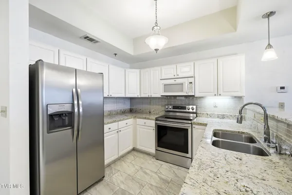 $259,900 | 210 Raceday Center Drive, Unit 1107, Bristol, TN 37620