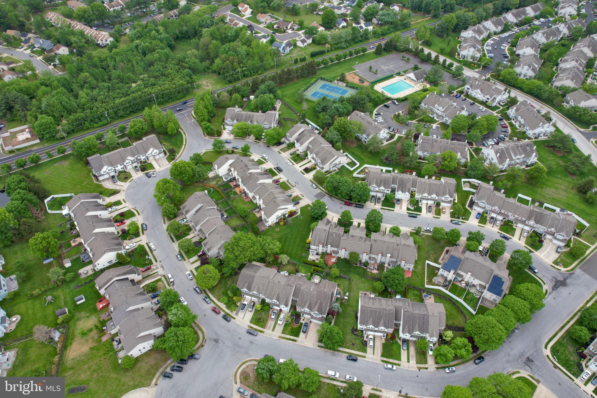 8 Saw Mill Drive Mount Laurel, NJ 08054 - Photo 2 of 37