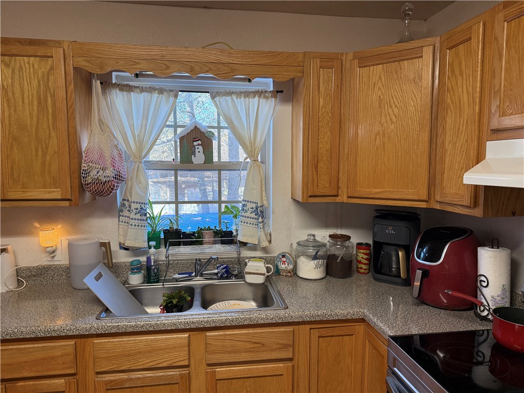 11735 Highway 84 Axtell, TX 76624 - Photo 8 of 15