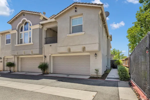 $465,000 | 870 Sierra View Circle, Unit 3, Lincoln, CA 95648
