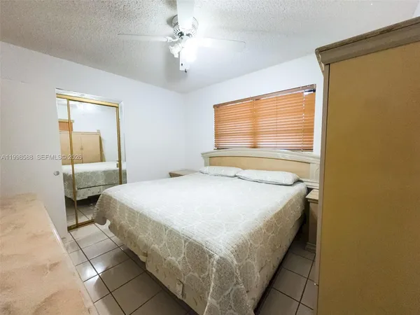 $3,500 | 3420 Southwest 104th Avenue, Miami, FL 33165
