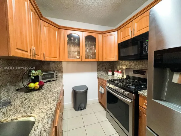 $3,500 | 3420 Southwest 104th Avenue, Miami, FL 33165