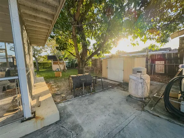 $3,500 | 3420 Southwest 104th Avenue, Miami, FL 33165