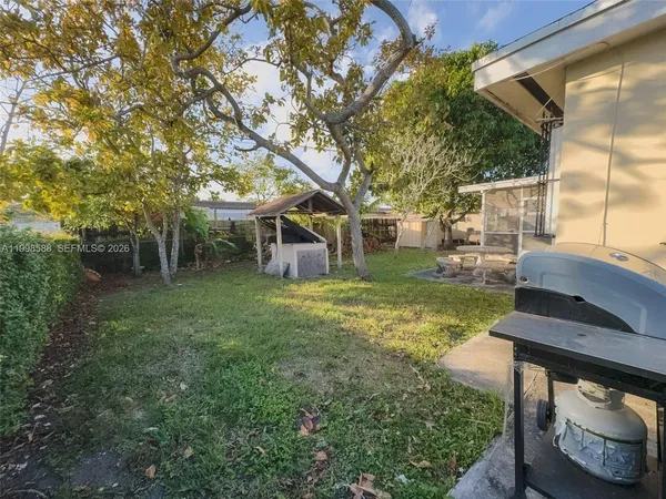 $3,500 | 3420 Southwest 104th Avenue, Miami, FL 33165