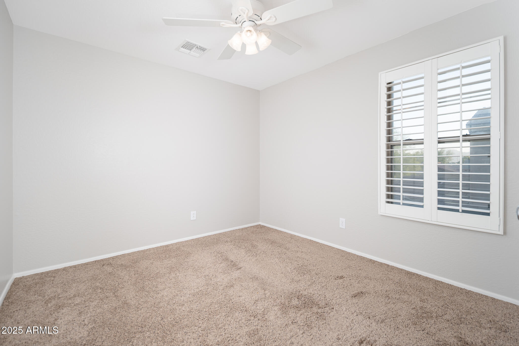 15345 West Wethersfield Road Surprise, AZ 85379 - Photo 20 of 37 20_Bed2_01