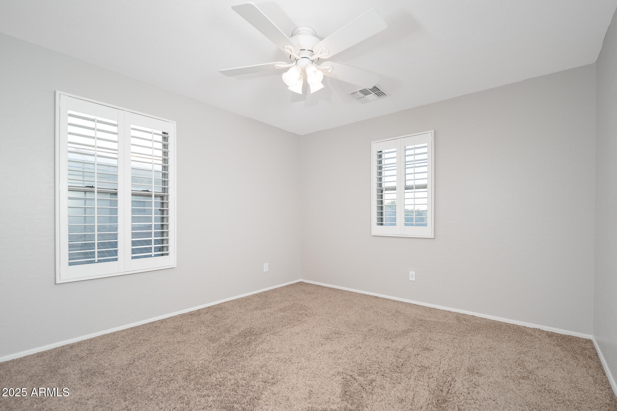 15345 West Wethersfield Road Surprise, AZ 85379 - Photo 25 of 37 25_Bed4_01