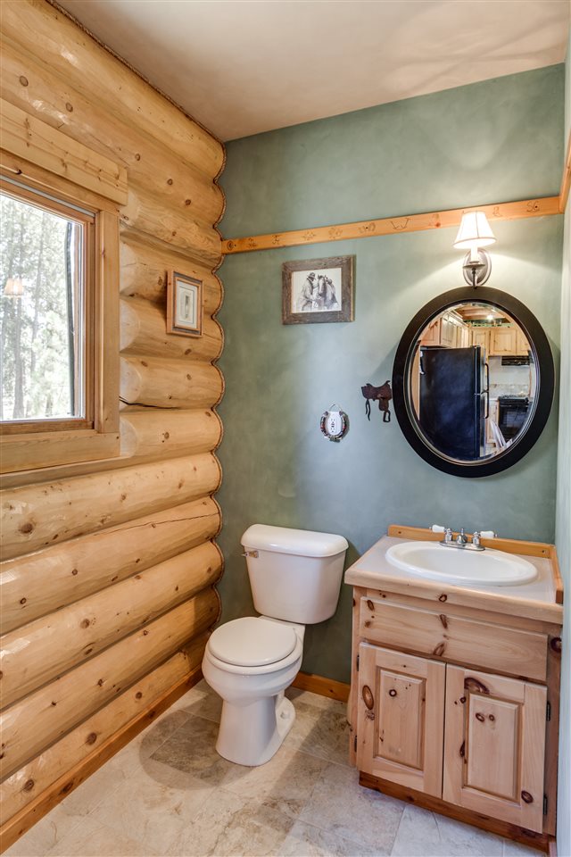 18001 West Salnave Road Cheney, WA 99004 - Photo 8 of 20