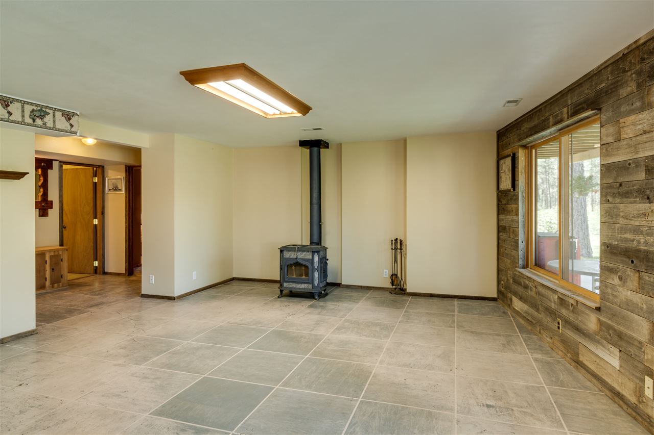 18001 West Salnave Road Cheney, WA 99004 - Photo 9 of 20